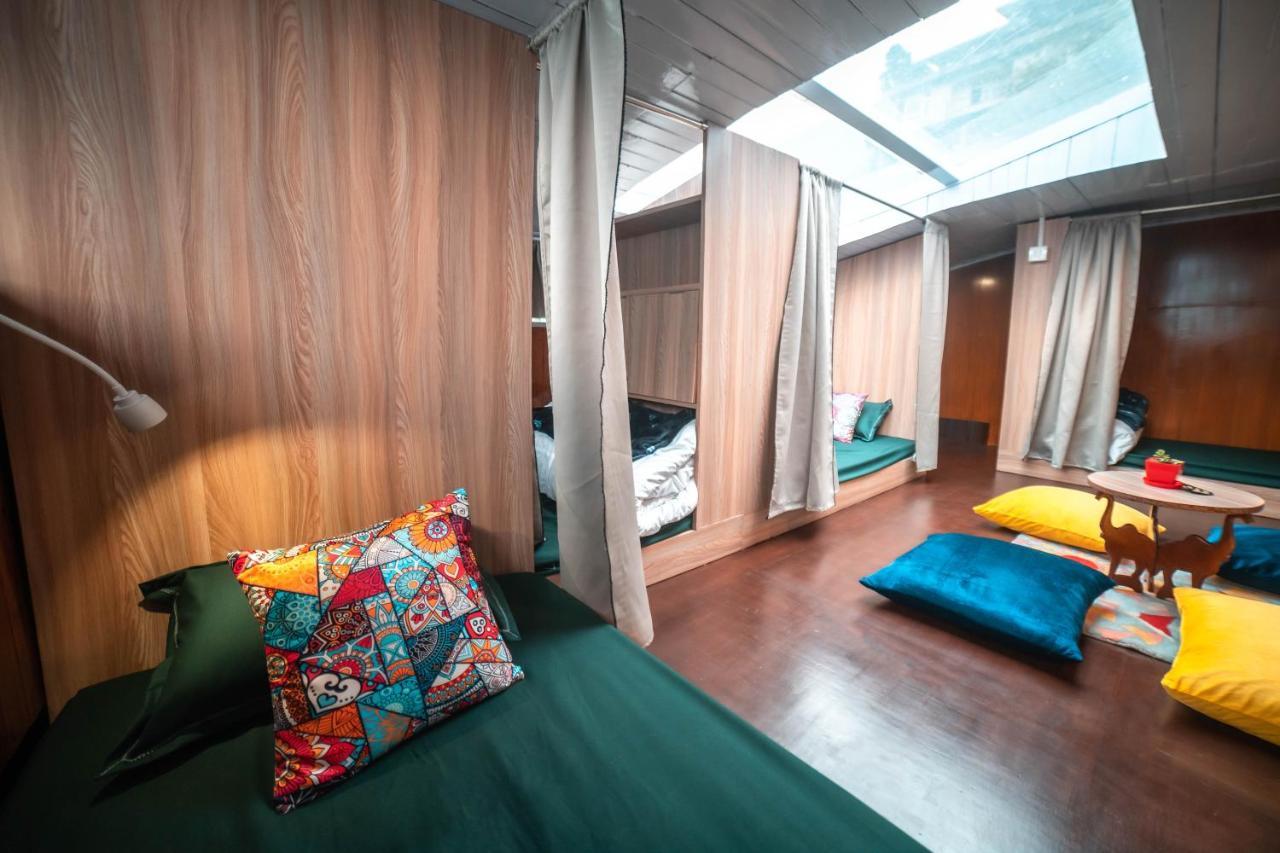 Tag Along 2 0 Hostel Gangtok Exterior photo